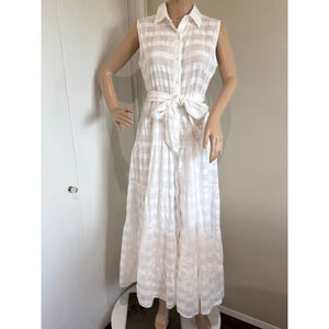 Women's brave+true White stripe Sleeveless lined Tiered b
Maxi shirt Dress M